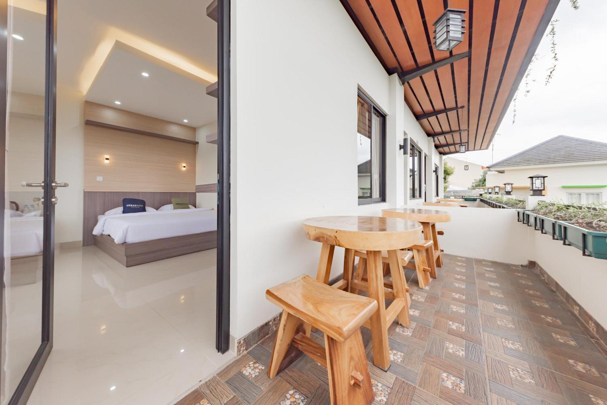 Urbanview Hotel Mamifokobo Puncak By Reddoorz Sindanglaya Экстерьер фото